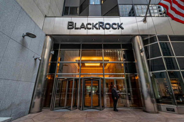 BlackRock первая привлекла $1 млрд инвестиций после запуска биткоин-ETF