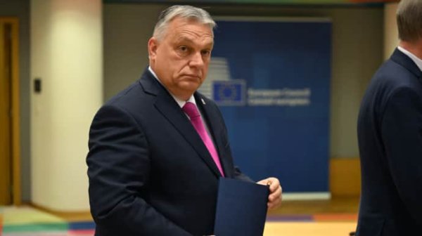 Газета Орбана опубликовала антиукраинскую статью перед визитом Сийярто в Украину Газета Орбана опубликовала антиукраинскую статью перед визитом Сийярто в Украину