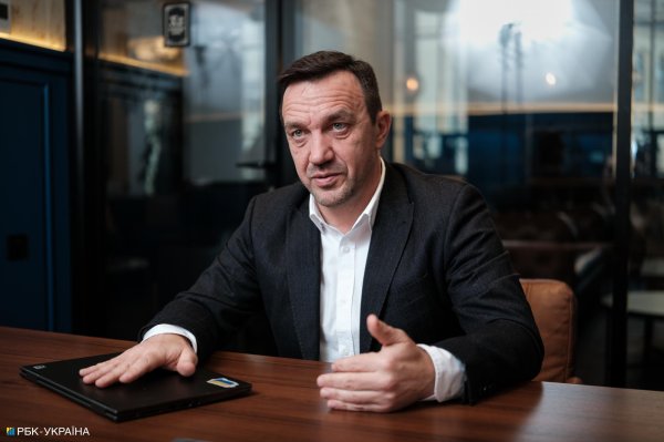 Евгений Кобец, "Империал Тобако Юкрейн": Нелегальный сектор аккумулирует огромный капитал, власть должна принять радикальные меры
Евгений Кобец, "Империал Тобако Юкрейн": Нелегальный сектор аккумулирует огромный капитал, власть должна принять радикальные меры