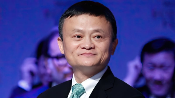 Джек Ма выкупает акции Alibaba, когда их стоимость упала на 35%
Джек Ма выкупает акции Alibaba, когда их стоимость упала на 35%