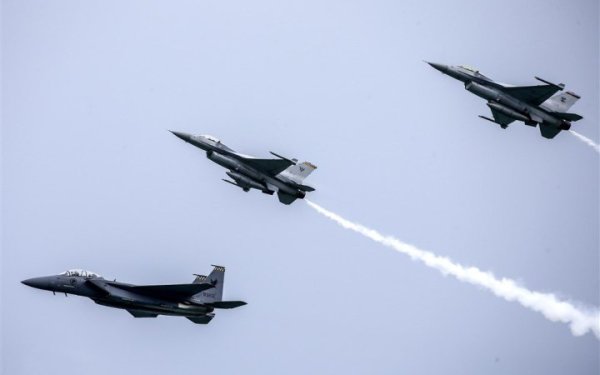 Підготовка до передачі Данією літаків F-16 відбувається за планом, - Кулеба
Підготовка до передачі Данією літаків F-16 відбувається за планом, - Кулеба