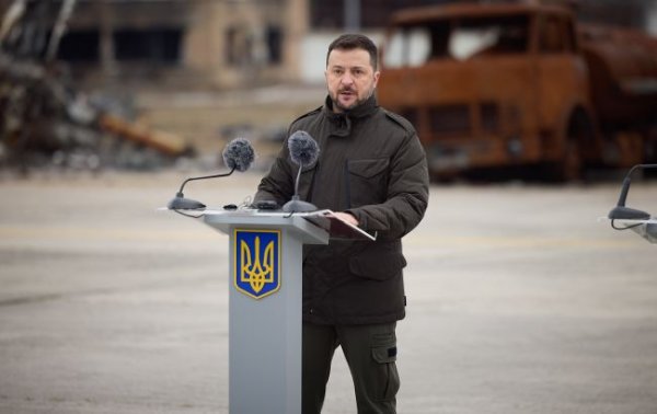 Зеленский: к словам "завершение войны" мы всегда добавляем "на наших условиях"
Зеленский: к словам "завершение войны" мы всегда добавляем "на наших условиях"