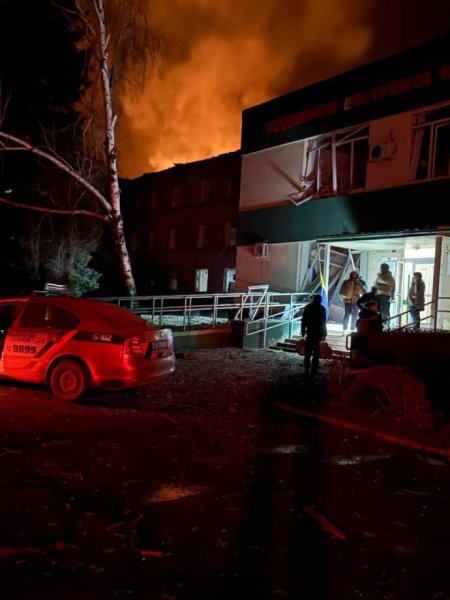 Оккупанты второй раз за ночь нанесли удар по Селидовому в Донецкой области: разрушили больницу Оккупанты второй раз за ночь нанесли удар по Селидовому в Донецкой области: разрушили больницу