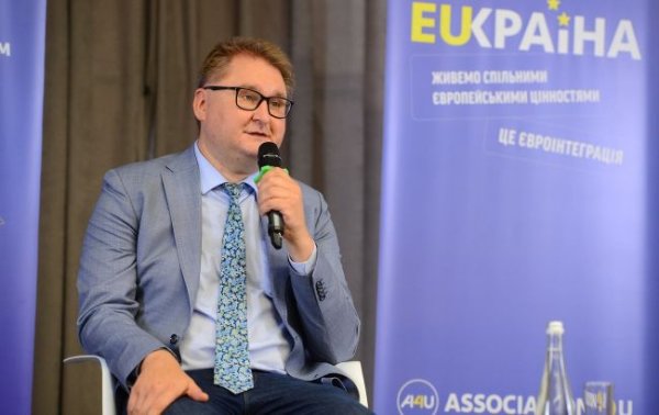 "Закрытие границы не упоминалось". Украина и Польша провели переговоры о деблокаде
"Закрытие границы не упоминалось". Украина и Польша провели переговоры о деблокаде
