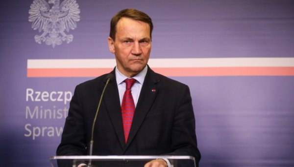 ЄС має повернути довоєнні правила торгівлі продовольством з Україною - Сікорський ЄС має повернути довоєнні правила торгівлі продовольством з Україною - Сікорський