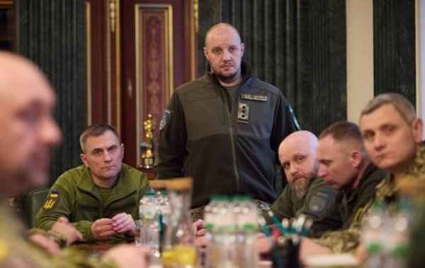 Первым открыл огонь в 2014 году. Кто такой Сухаревский, ставший заместителем главкома ВСУ
Первым открыл огонь в 2014 году. Кто такой Сухаревский, ставший заместителем главкома ВСУ