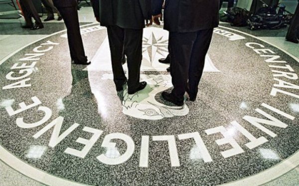 ЦРУ таємно допомагає Україні боротися з Путіним", - The New York Times
ЦРУ таємно допомагає Україні боротися з Путіним", - The New York Times