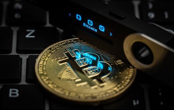 Bitcoin установил рекорд стоимости за последние три года, - Bloomberg
Bitcoin установил рекорд стоимости за последние три года, - Bloomberg