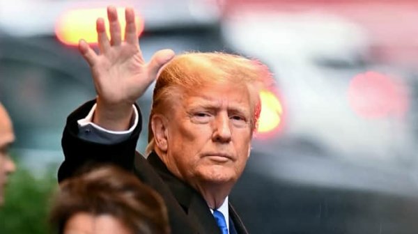 Суд обязал Трампа выплатить более $454 млн штрафа по делу о мошенничестве Суд обязал Трампа выплатить более $454 млн штрафа по делу о мошенничестве