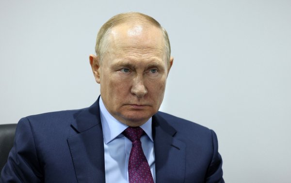 
Что происходит в Авдеевке и почему она стала навязчивой идеей Путина 