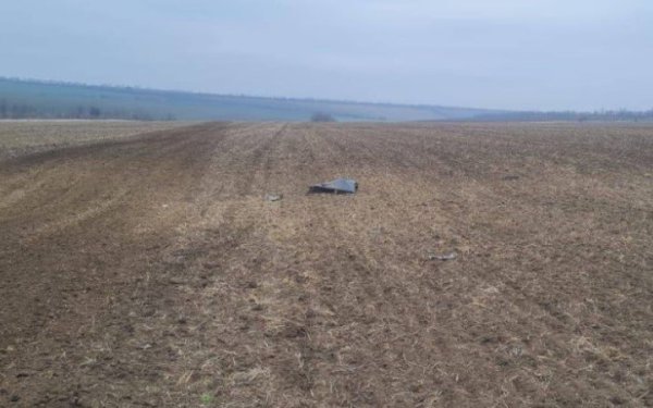 У Молдові біля кордону з Україною знову виявили уламки “шахеда”
У Молдові біля кордону з Україною знову виявили уламки “шахеда”