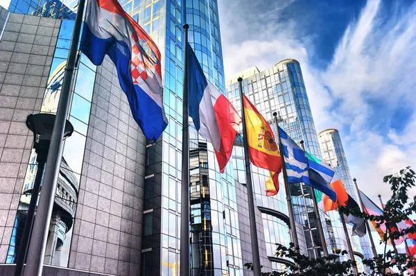50 миллиардов евро для Украины: в Европарламенте призвали лидеров ЕС поддержать помощь
50 миллиардов евро для Украины: в Европарламенте призвали лидеров ЕС поддержать помощь