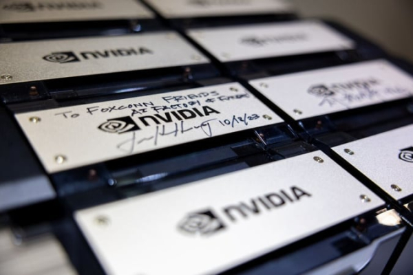 Nvidia установила рекорд на Уолл-стрит по дневному росту капитализации на $277 миллиардов
Nvidia установила рекорд на Уолл-стрит по дневному росту капитализации на $277 миллиардов