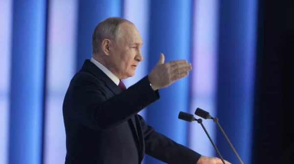 Путин тайно ввел должность политруков в госорганах: будут укреплять "патриотизм" Путин тайно ввел должность политруков в госорганах: будут укреплять "патриотизм"