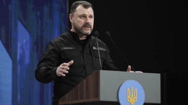 МВД просит сообщать о коррупции в сервисных центрах в чат-бот или на горячую линию МВД просит сообщать о коррупции в сервисных центрах в чат-бот или на горячую линию