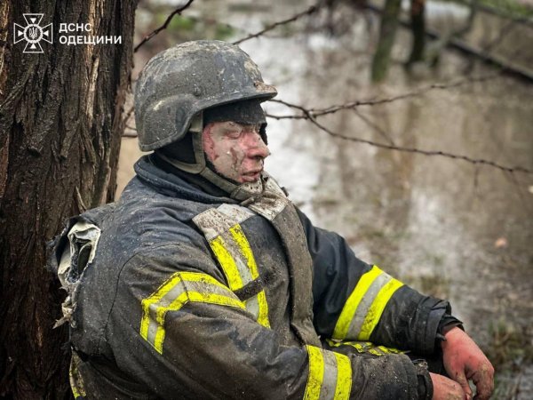 Унаслідок атаки на Одесу загинули 16 людей, 55 поранені (оновлено)
Унаслідок атаки на Одесу загинули 16 людей, 55 поранені (оновлено)