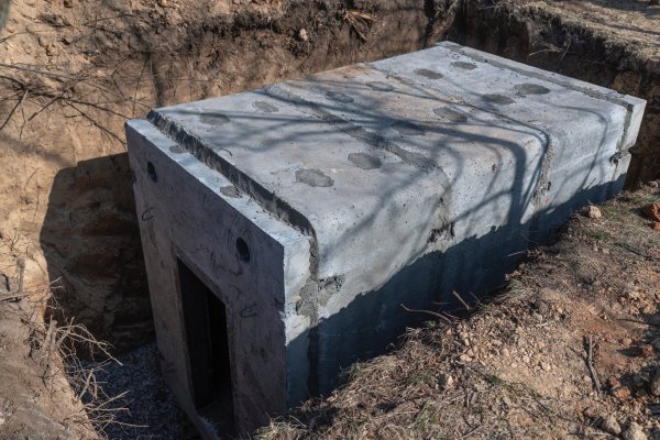 Міноборони: будівництво ліній оборони ведеться прискореними темпами
                                