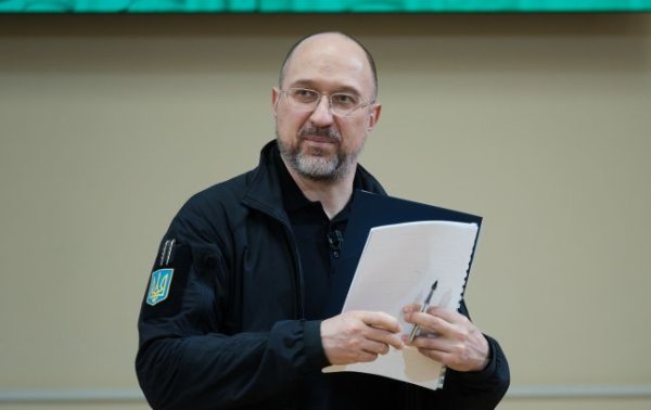 В апреле Европарламент может одобрить продление ввоза украинских товаров без пошлин и квот, - Шмыгаль
В апреле Европарламент может одобрить продление ввоза украинских товаров без пошлин и квот, - Шмыгаль