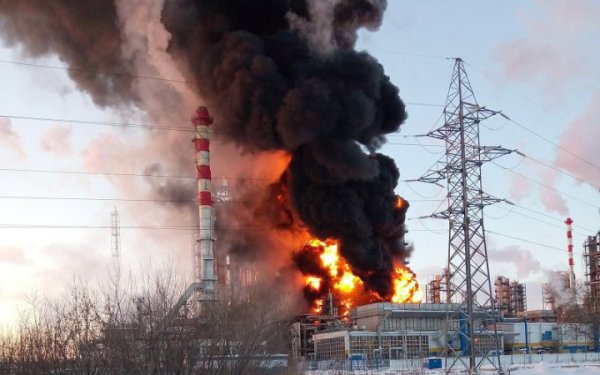 Росія захищатиме свої НПЗ від українських дронів системами РЕБ "Шпак", — партизани
Росія захищатиме свої НПЗ від українських дронів системами РЕБ "Шпак", — партизани