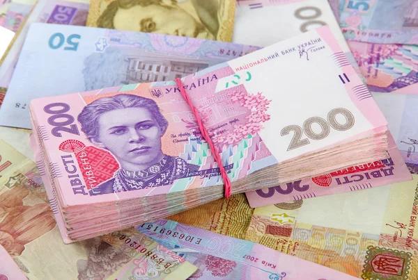 Из-за блокировки границы бюджет недополучил в феврале 7,7 миллиарда гривен
Из-за блокировки границы бюджет недополучил в феврале 7,7 миллиарда гривен