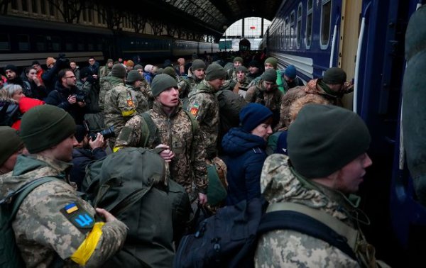 Невозможно удовлетворить сразу. У Умерова объяснили, необходимо ли мобилизировать 500 тысяч человек
Невозможно удовлетворить сразу. У Умерова объяснили, необходимо ли мобилизировать 500 тысяч человек