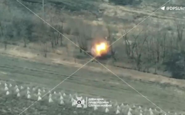 Бійці "Сталевого кордону" знищили три ворожі гармати за добу
Бійці "Сталевого кордону" знищили три ворожі гармати за добу