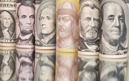 Курс валют на 19 марта: сколько стоят доллар, евро и злотый
Курс валют на 19 марта: сколько стоят доллар, евро и злотый