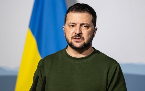 Украина приходит в себя после удара. Зеленский рассказал, где ситуация самая сложная
Украина приходит в себя после удара. Зеленский рассказал, где ситуация самая сложная