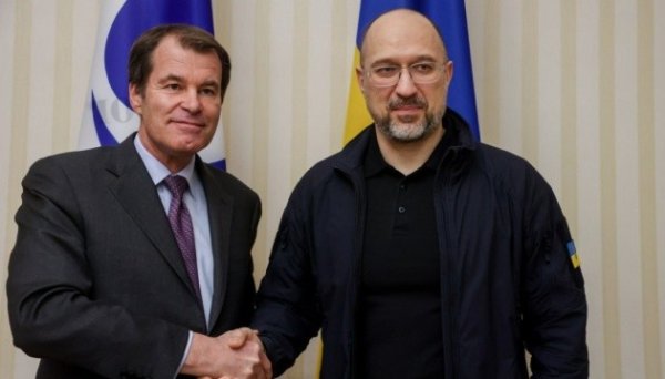 Шмигаль обговорив із керівництвом ЄБРР пріоритети в українській економіці Шмигаль обговорив із керівництвом ЄБРР пріоритети в українській економіці