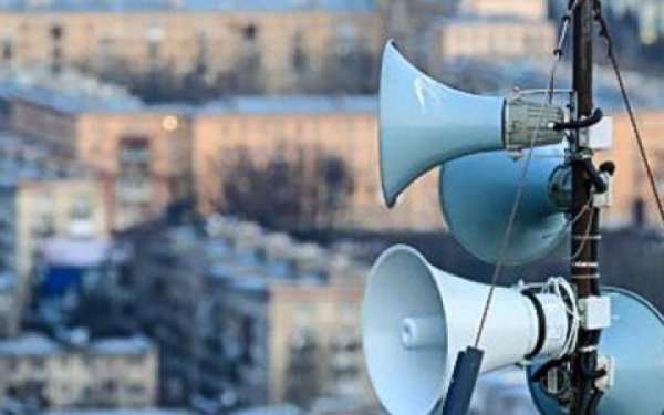 У Києві та багатьох областях повітряна тривога
У Києві та багатьох областях повітряна тривога