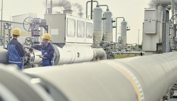 Країни Центральної Європи готуються до припинення транзиту газу через Україну Країни Центральної Європи готуються до припинення транзиту газу через Україну
