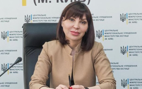Ексчиновниця Мін’юсту Прилуцька надала суду довідку із помилками про відсутність громадянства РФ
Ексчиновниця Мін’юсту Прилуцька надала суду довідку із помилками про відсутність громадянства РФ