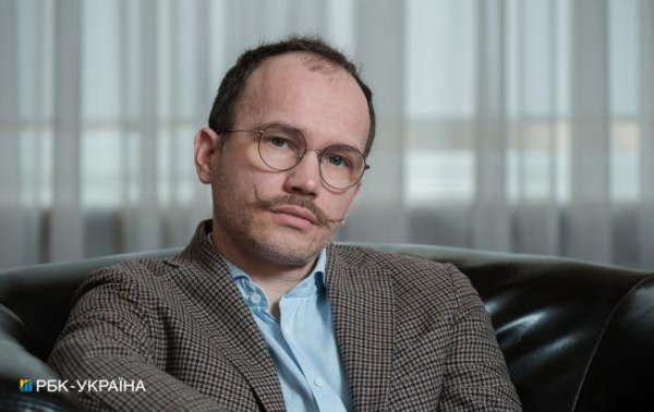 Денис Малюська: Коррупционеров можно совершенно спокойно отправлять воевать
Денис Малюська: Коррупционеров можно совершенно спокойно отправлять воевать