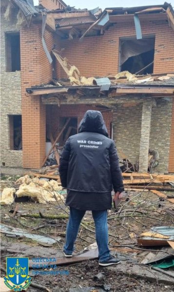 Унаслідок атаки на Одесу загинули 16 людей, 55 поранені (оновлено)
Унаслідок атаки на Одесу загинули 16 людей, 55 поранені (оновлено)