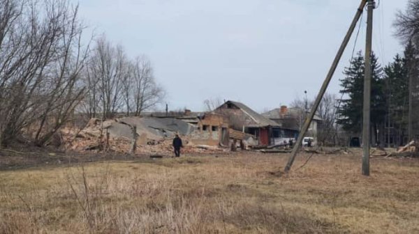 Россияне атаковали Сумскую область ракетами, авиабомбами, сбрасывали ВОГ и мины Россияне атаковали Сумскую область ракетами, авиабомбами, сбрасывали ВОГ и мины