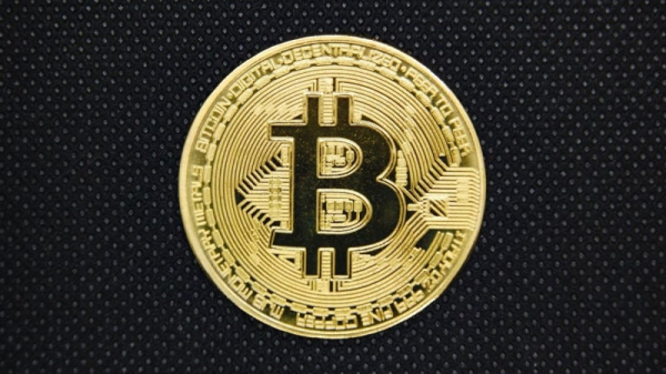 Биткоин снова приближается к отметке $70 тысяч
Биткоин снова приближается к отметке $70 тысяч