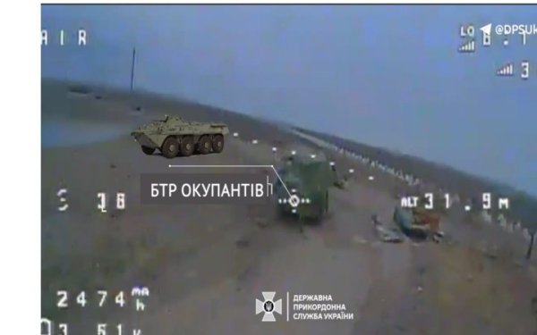 Українські прикордонники відбили ворожий штурм на Бахмутському напрямку
Українські прикордонники відбили ворожий штурм на Бахмутському напрямку