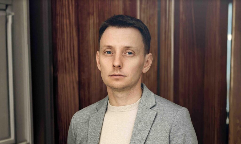 Чем занимается бывший ТОП-менеджер "Нафтогаза" Александр Кацуба: частная добыча газа, финансовые услуги, волонтерство.