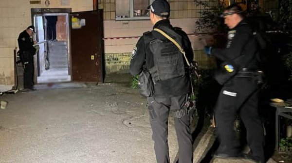 В квартире в Киеве произошел взрыв - ранены двое мужчин В квартире в Киеве произошел взрыв - ранены двое мужчин