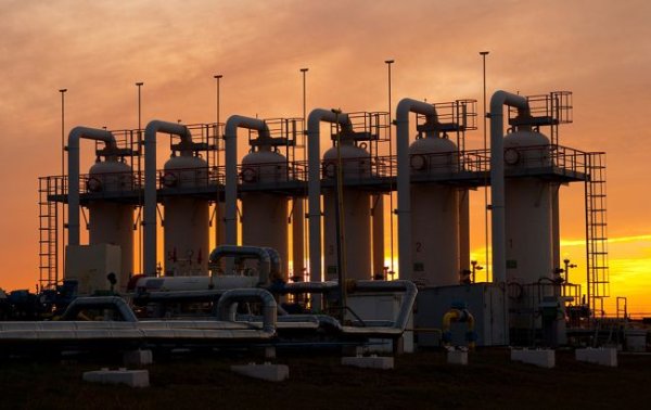 Украина начала сезон закачки газа в подземные хранилища
Украина начала сезон закачки газа в подземные хранилища