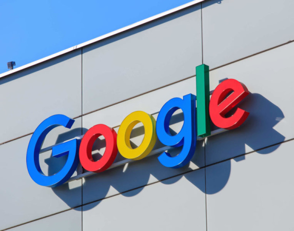 Alphabet объявила о первых в истории дивидендах и выкупе акций на $70 млрд
Alphabet объявила о первых в истории дивидендах и выкупе акций на $70 млрд