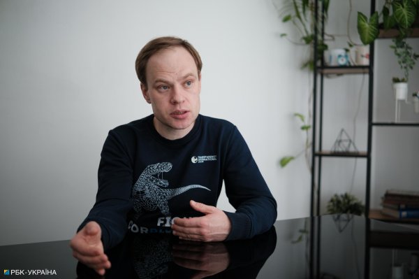 
Ярослав Юрчишин: Нет гарантии, что информация в Telegram не выдается спецслужбам РФ 