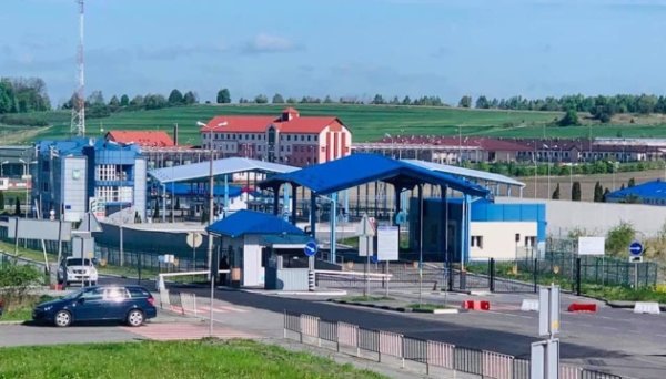 У пункті пропуску «Рава-Руська – Гребенне» частково відновлять пропуск вантажівок У пункті пропуску «Рава-Руська – Гребенне» частково відновлять пропуск вантажівок