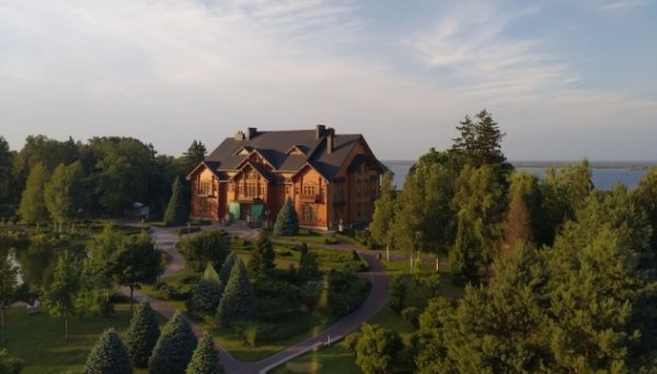 Уряд передав в управління парку «Межигірʼя» рухоме майно, розташоване на його території Уряд передав в управління парку «Межигірʼя» рухоме майно, розташоване на його території