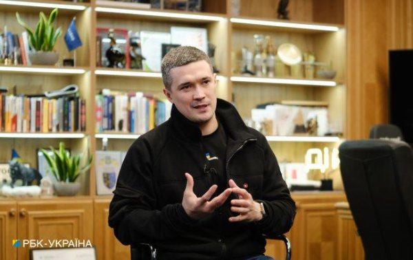 Украина имеет дроны с дальностью поражения более 1000 км, - Федоров
Украина имеет дроны с дальностью поражения более 1000 км, - Федоров