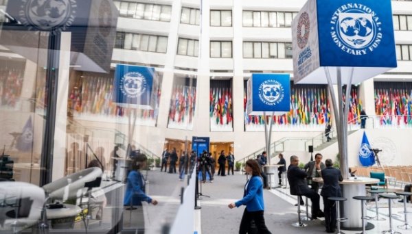 МВФ: Темпи економічного зростання в Україні будуть одними з найвищих у Європі, але й ризики для нас – найбільші МВФ: Темпи економічного зростання в Україні будуть одними з найвищих у Європі, але й ризики для нас – найбільші
