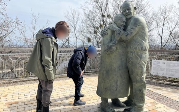 Ще семеро українських дітей повернулися додому з окупації
Ще семеро українських дітей повернулися додому з окупації