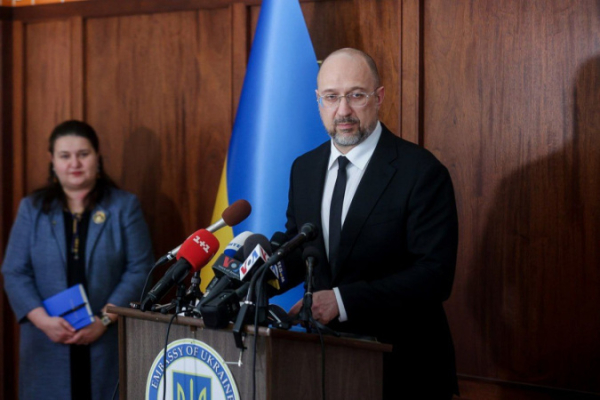 Украина найдет средства для покрытия бюджетного дефицита в этом году — Шмигаль
Украина найдет средства для покрытия бюджетного дефицита в этом году — Шмигаль