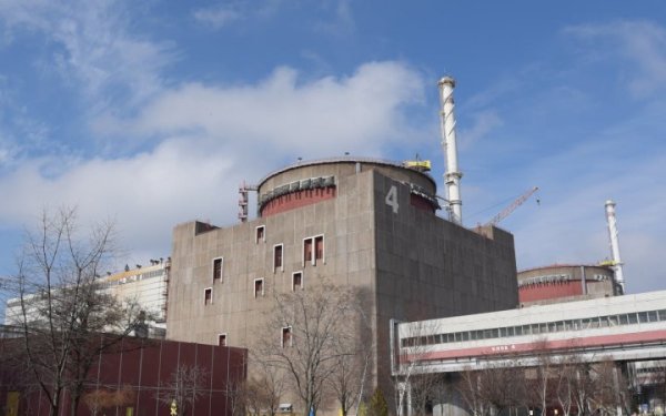 Енергетики під’єднали ЗАЕС до другої лінії живлення після артилерійського обстрілу окупантів
Енергетики під’єднали ЗАЕС до другої лінії живлення після артилерійського обстрілу окупантів