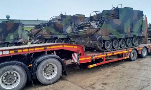 Из Литвы в Украину прибыла партия бронетранспортеров M577 Из Литвы в Украину прибыла партия бронетранспортеров M577